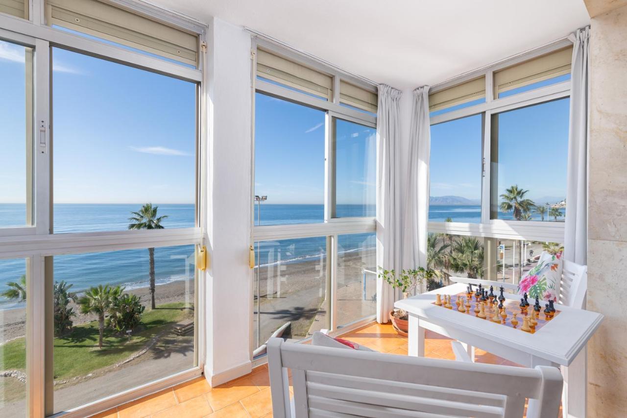 Amazing Sea View Apartment And Relax Area Rincon de la Victoria Luaran gambar
