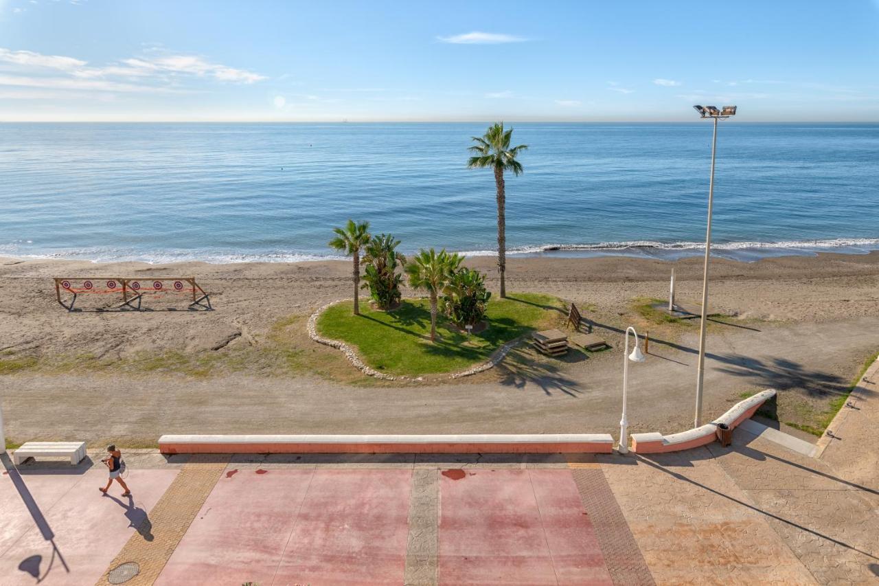 Amazing Sea View Apartment And Relax Area Rincon de la Victoria Luaran gambar